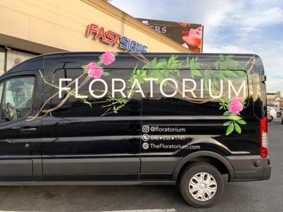 Vehicle Graphics Photo